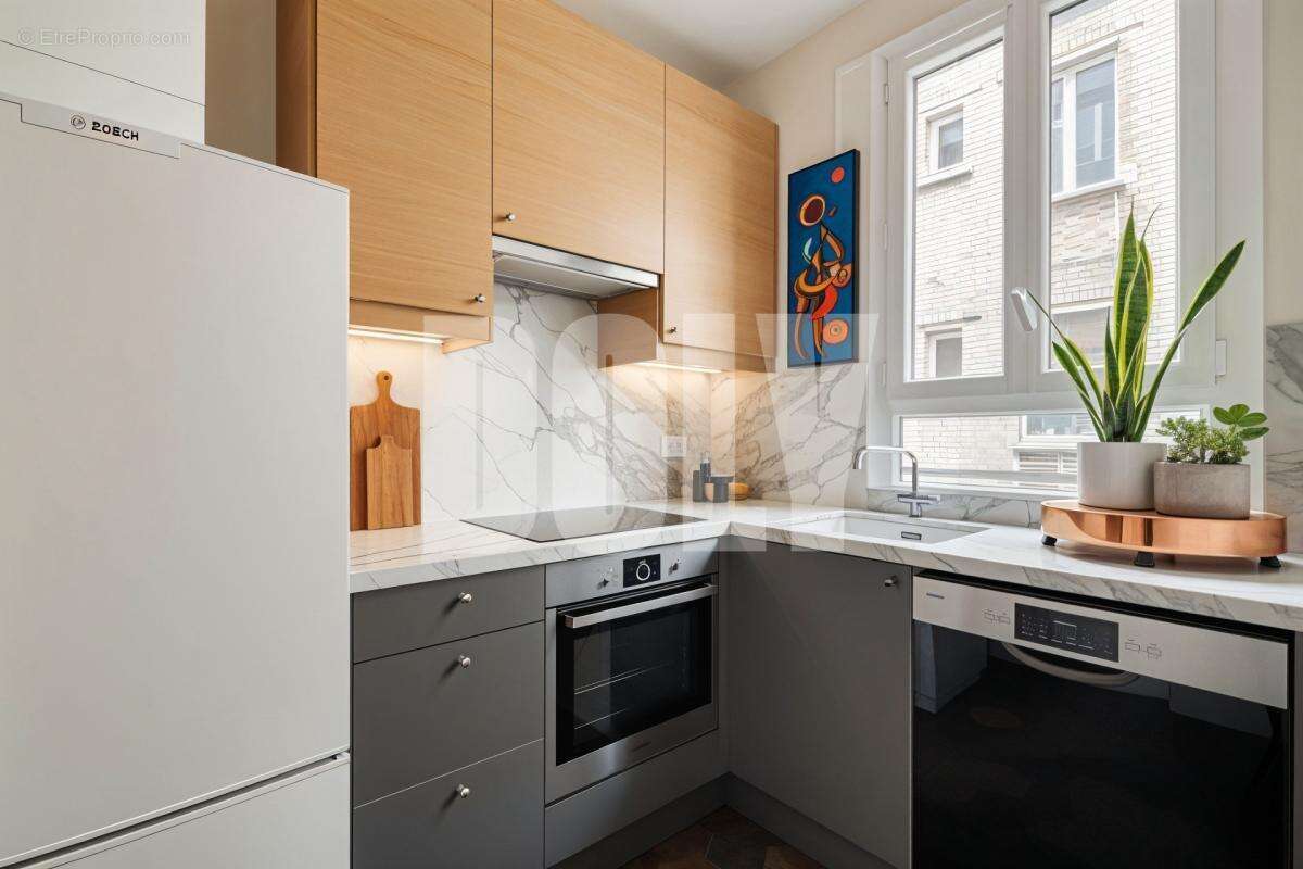 Appartement à PARIS-18E