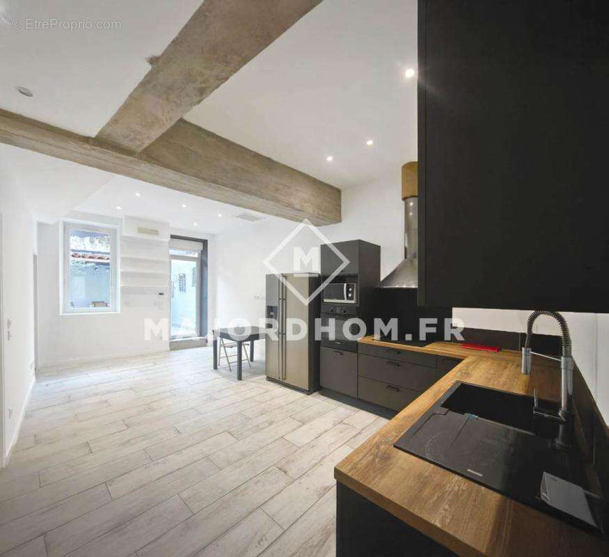 Appartement à MARSEILLE-6E
