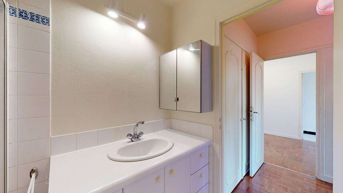 Appartement à NANTERRE