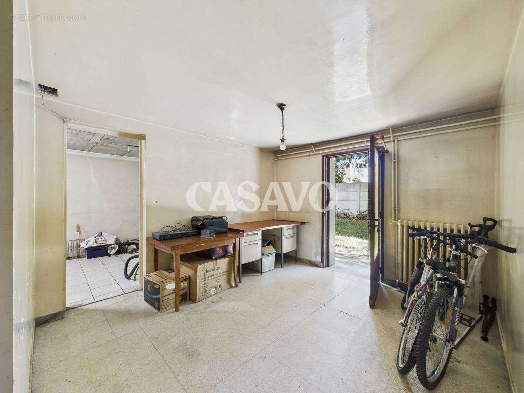 Maison à VILLENEUVE-LE-ROI