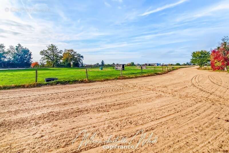 Maison à SAINT-BENIGNE
