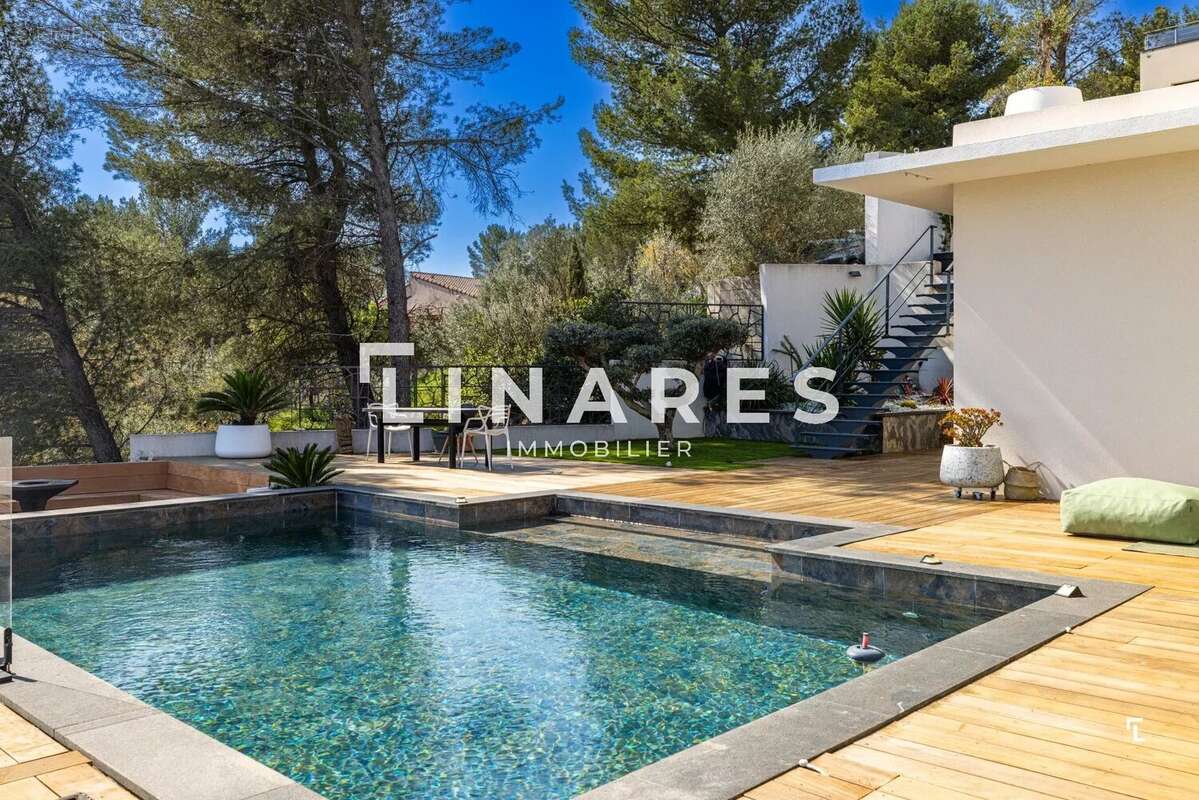 Maison à MARSEILLE-11E