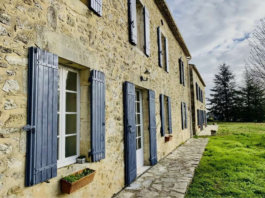 Maison à SAINTE-FOY-LA-GRANDE