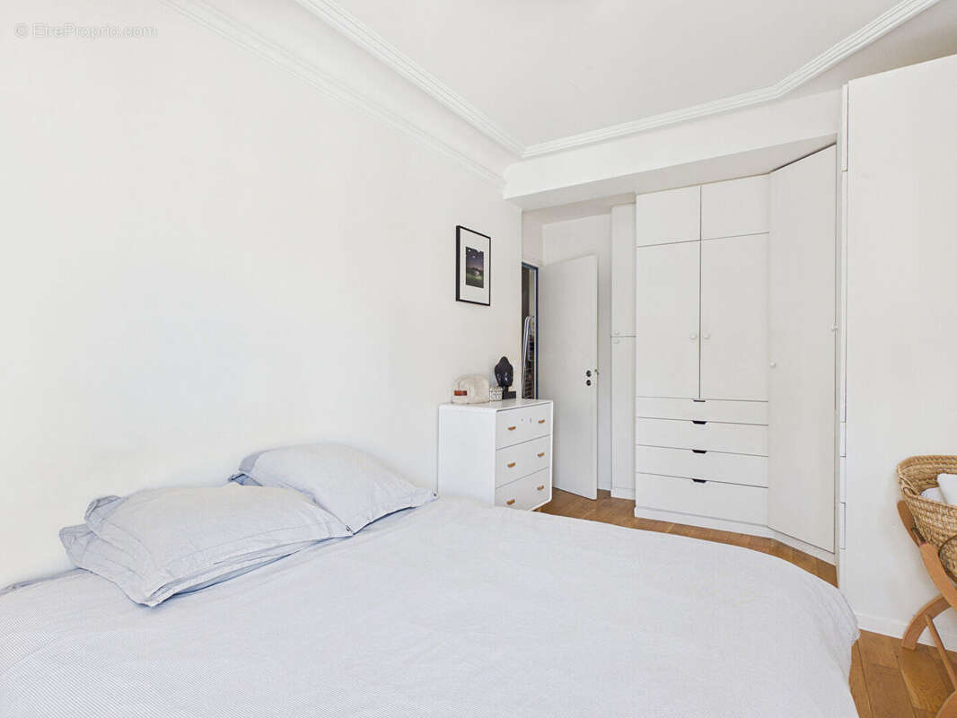 Appartement à PARIS-9E