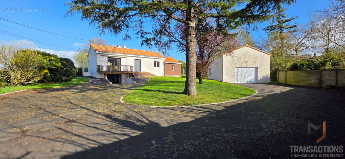 Maison à SAINTE-PAZANNE