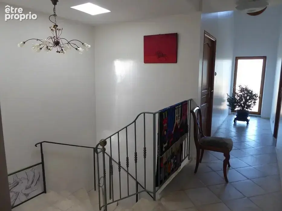 DIEULEFIT - 26220 – Propriété rénovée - 15 pièces – 7 chambres - 330 m²    Piscine 54 m² - Au cœur d’un domaine boisé Terrain 12 - photo 21