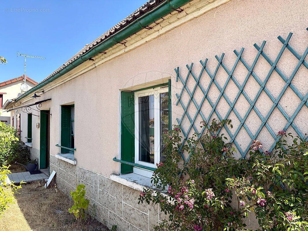 Maison à GANNAY-SUR-LOIRE