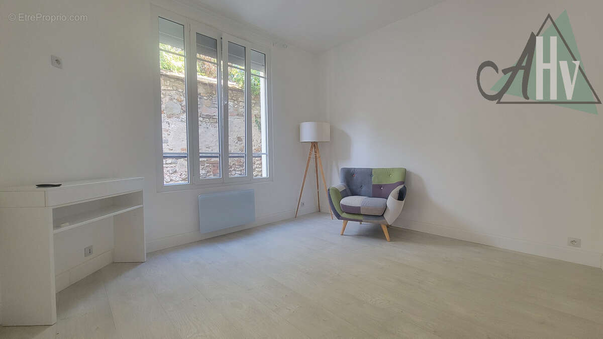 Charmante maison de ville en plein coeur de Bray-sur-Seine - photo 2