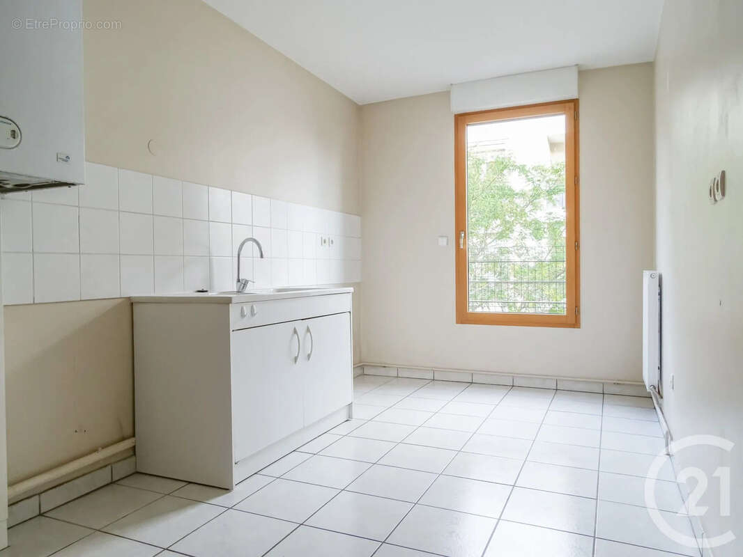 Appartement à LYON-8E