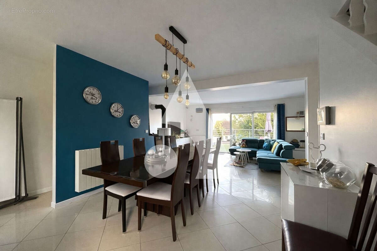 Maison Montry 8 pièce(s) 190 m2 / 6 suites parentales - photo 5