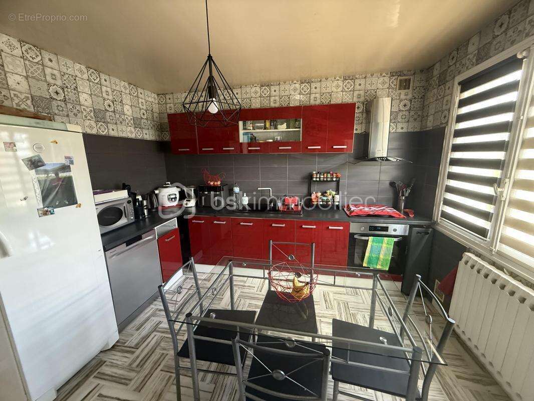 Maison à VIVIER-AU-COURT