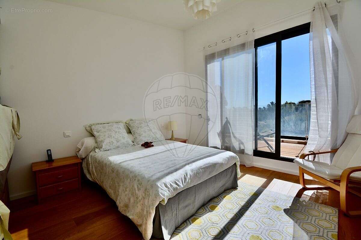 Maison à CAGNES-SUR-MER