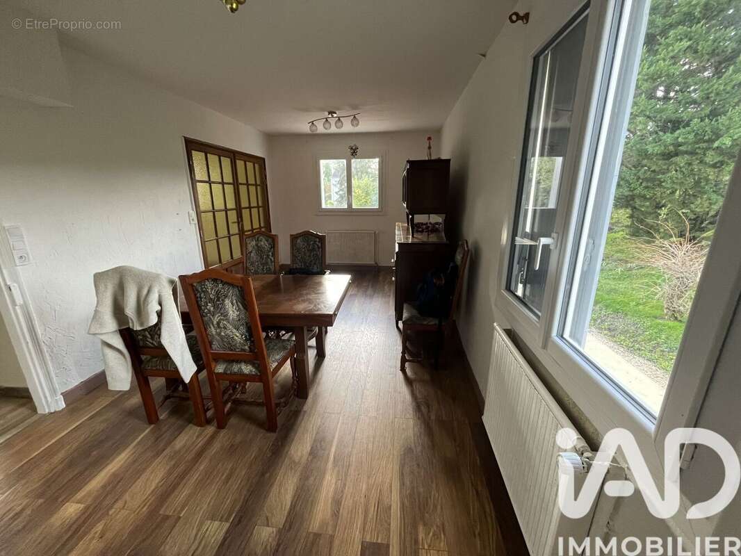 Maison 120 m² à Beleymas  - photo 7
