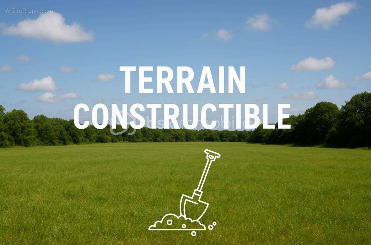 Terrain à COMBRONDE