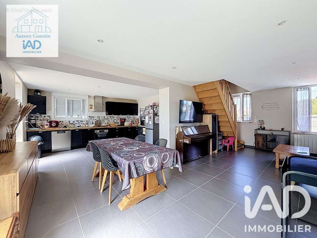 Maison 88 m² à Villeneuve-Sur-Allier  - photo 7