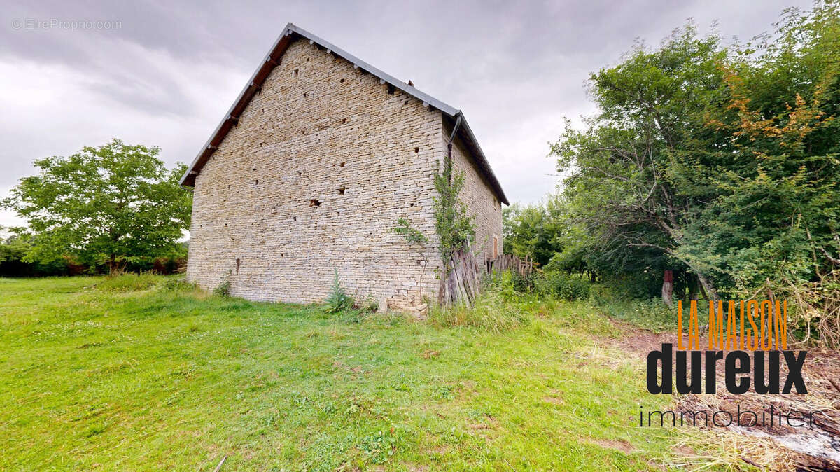 Maison 129 m² à Vars  - photo 5