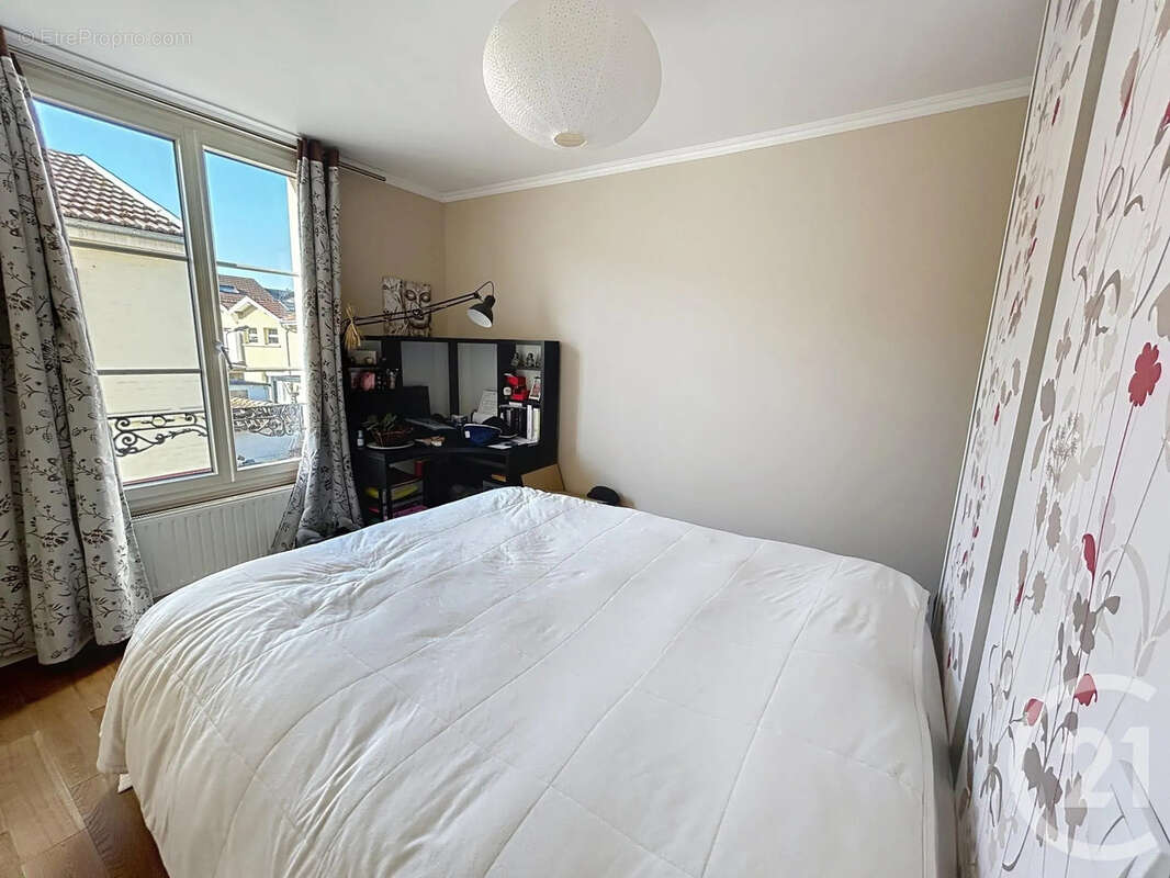 Maison à CHAMPILLON