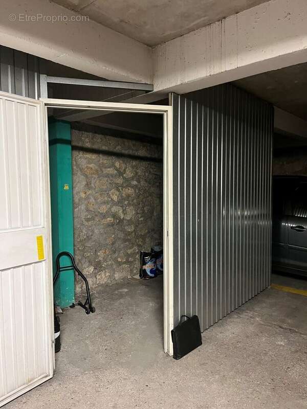 Parking 6 m² à Paris-14e  - photo 3