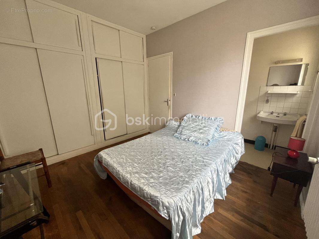 Rare sur le marché : Pavillon de plain-pied sur sous-sol complet avec balcon et vue imprenable sur la Loire - photo 7
