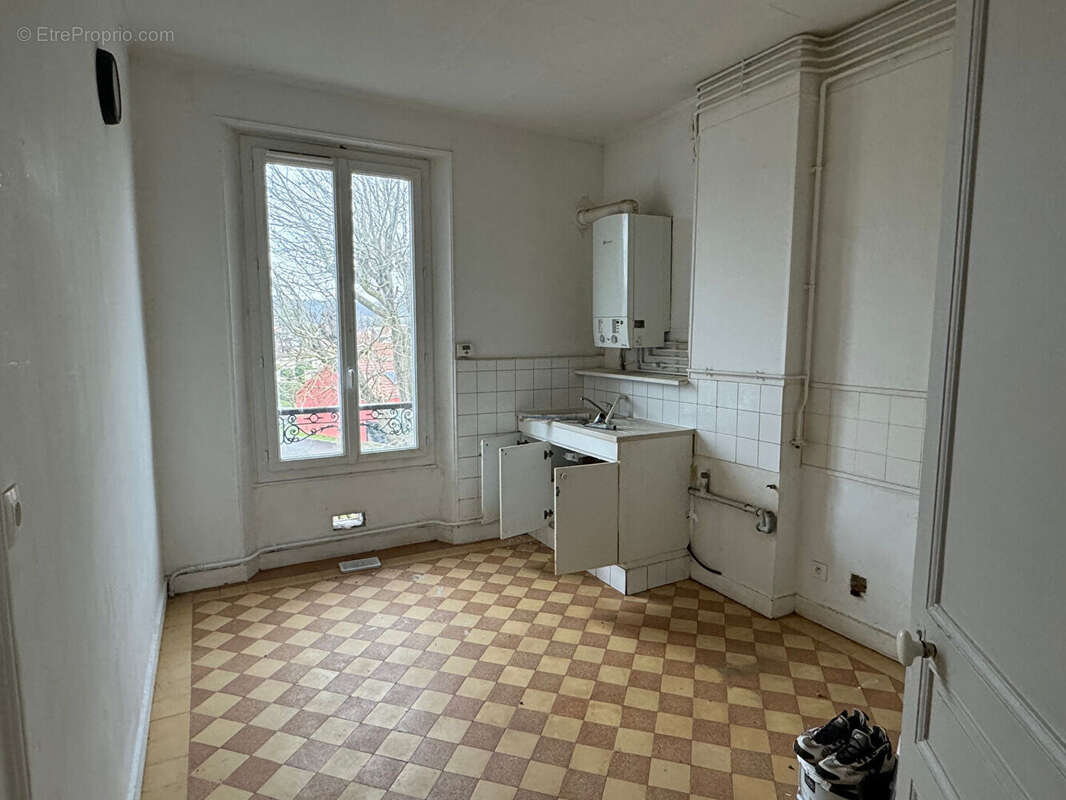 Appartement à SAINT-REMY-SUR-AVRE