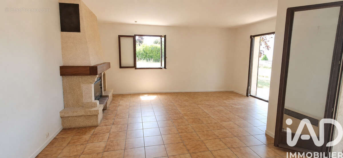 Maison 88 m² à Die  - photo 2