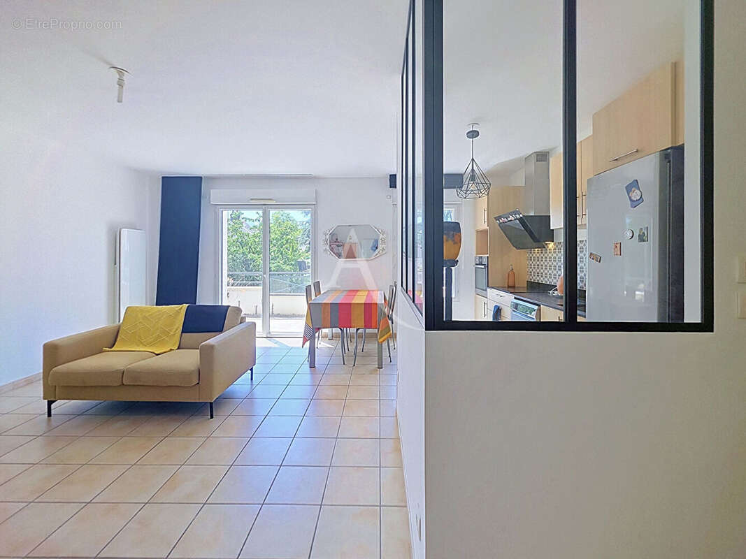 Charmant T3 de 70m² à vendre - secteur Parc de la Haye - Angers - photo 3