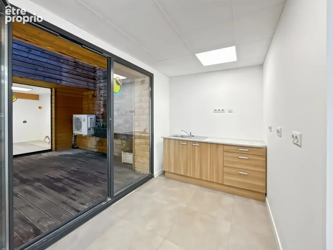 Commerce 125 m² à Toulouse  - photo 2