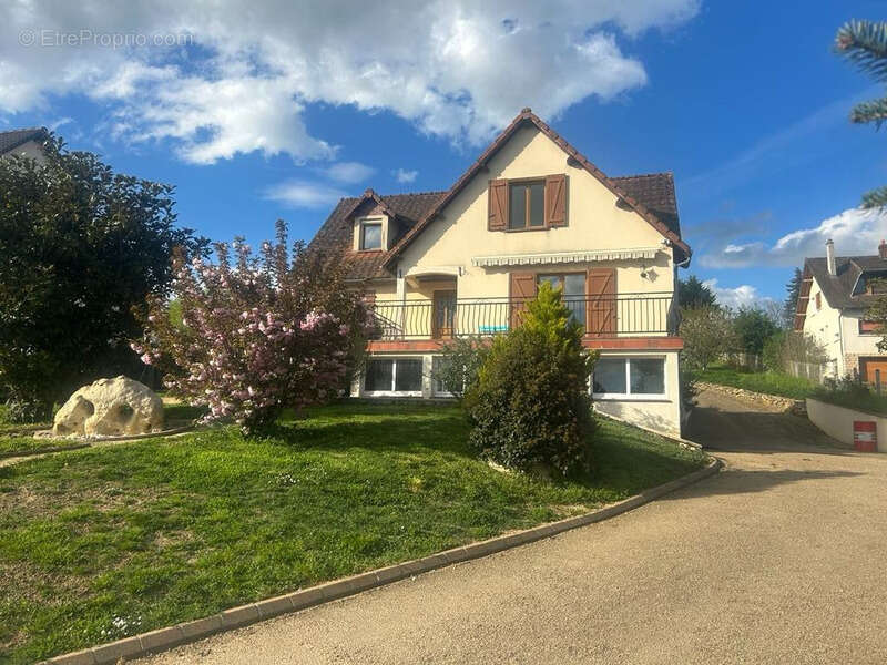 Maison à BLENEAU