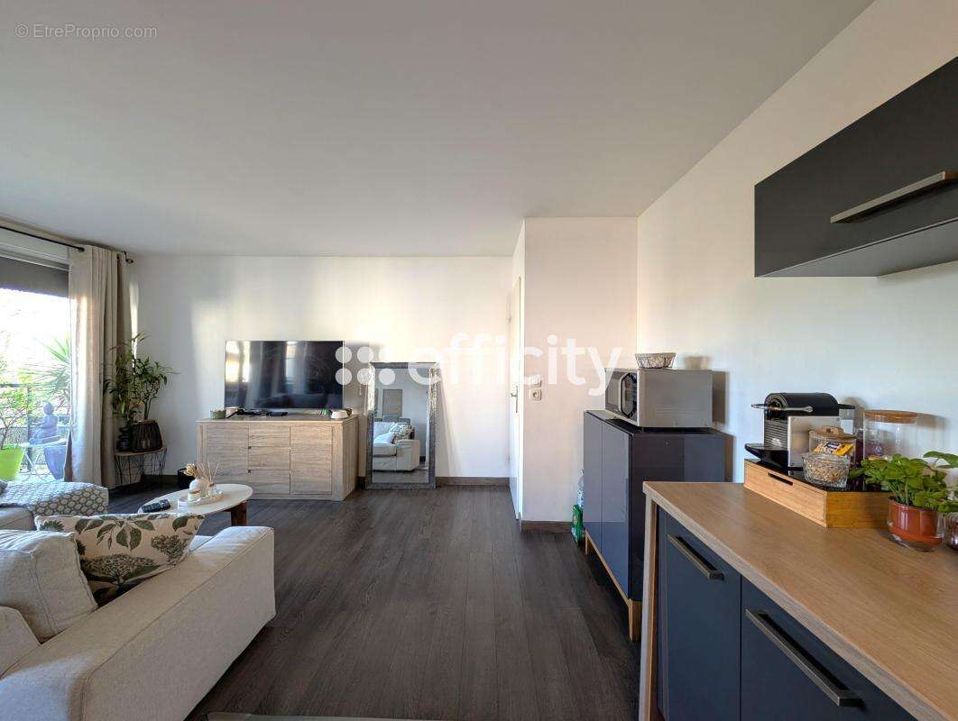 Appartement à EPINAY-SUR-SEINE