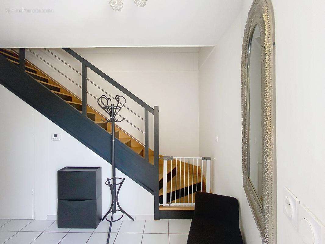 Appartement à GRIGNY