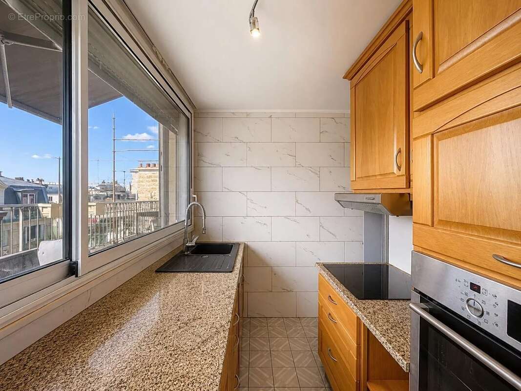 Dernier étage avec Terrasse de 30 m² - Toits de Paris - photo 4