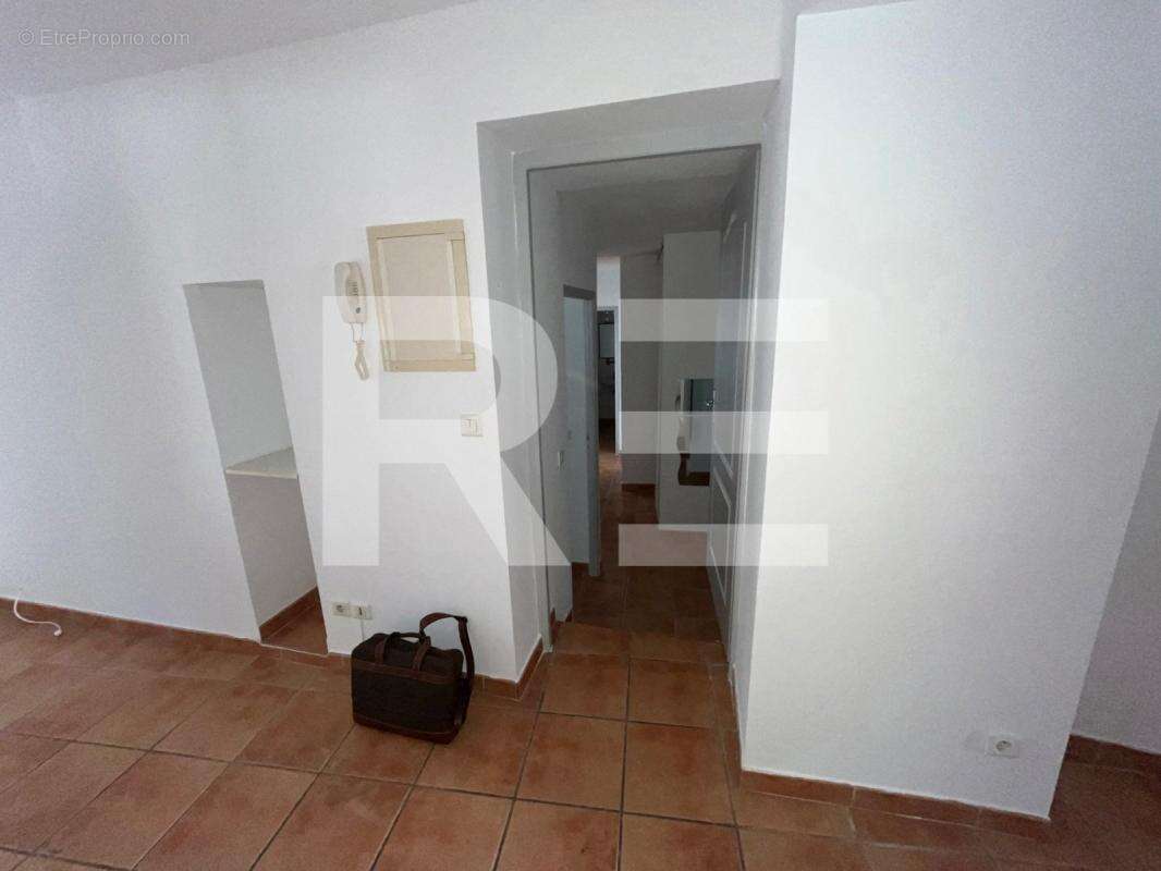 Appartement à BERNIS