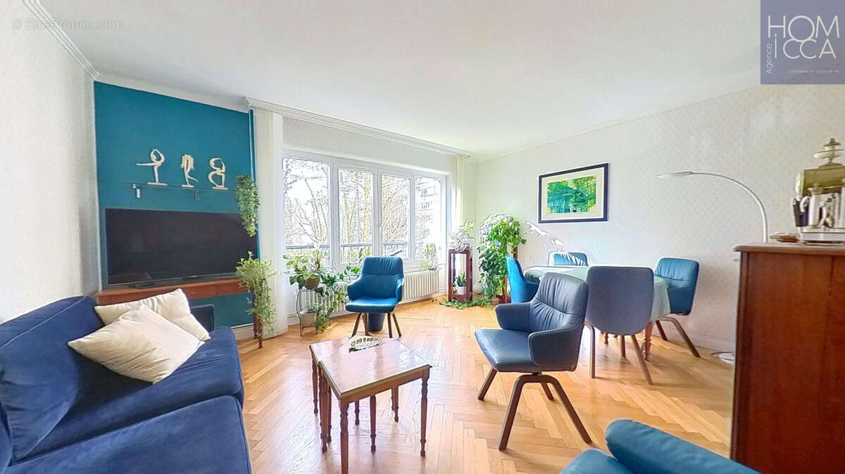 Appartement à TASSIN-LA-DEMI-LUNE