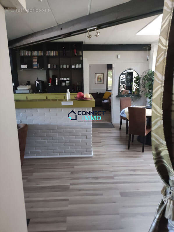 Commerce 380 m² à Leuhan  - photo 8