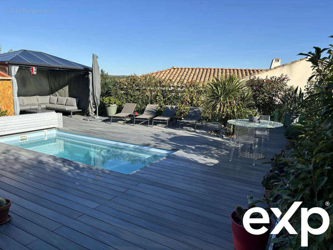 Maison à COURNONSEC