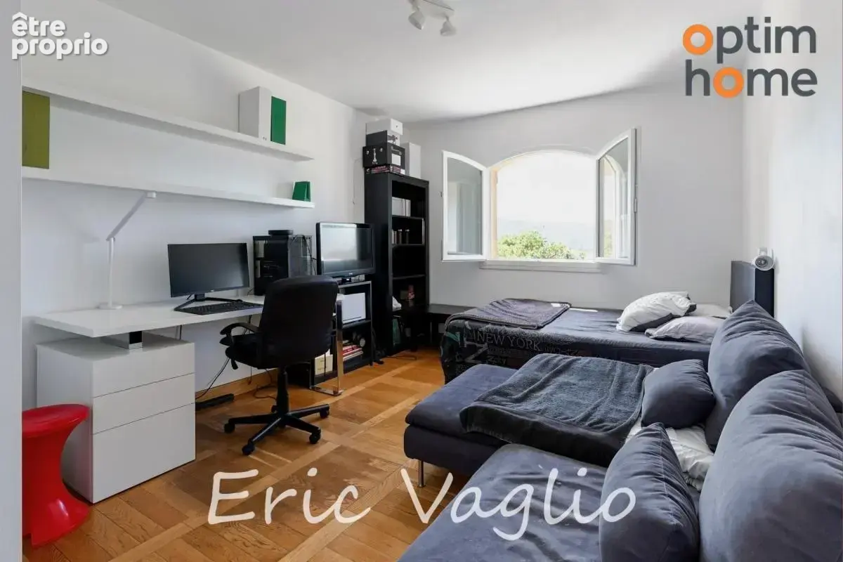 BOUC-BEL-AIR – Villa 169 m², 4 chambres, piscine, terrain 1 257 m² + sous-sol 100 m² + Atelier 30 m2 - photo 18