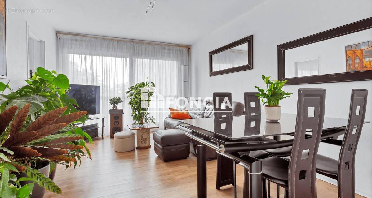 Appartement à VIRY-CHATILLON
