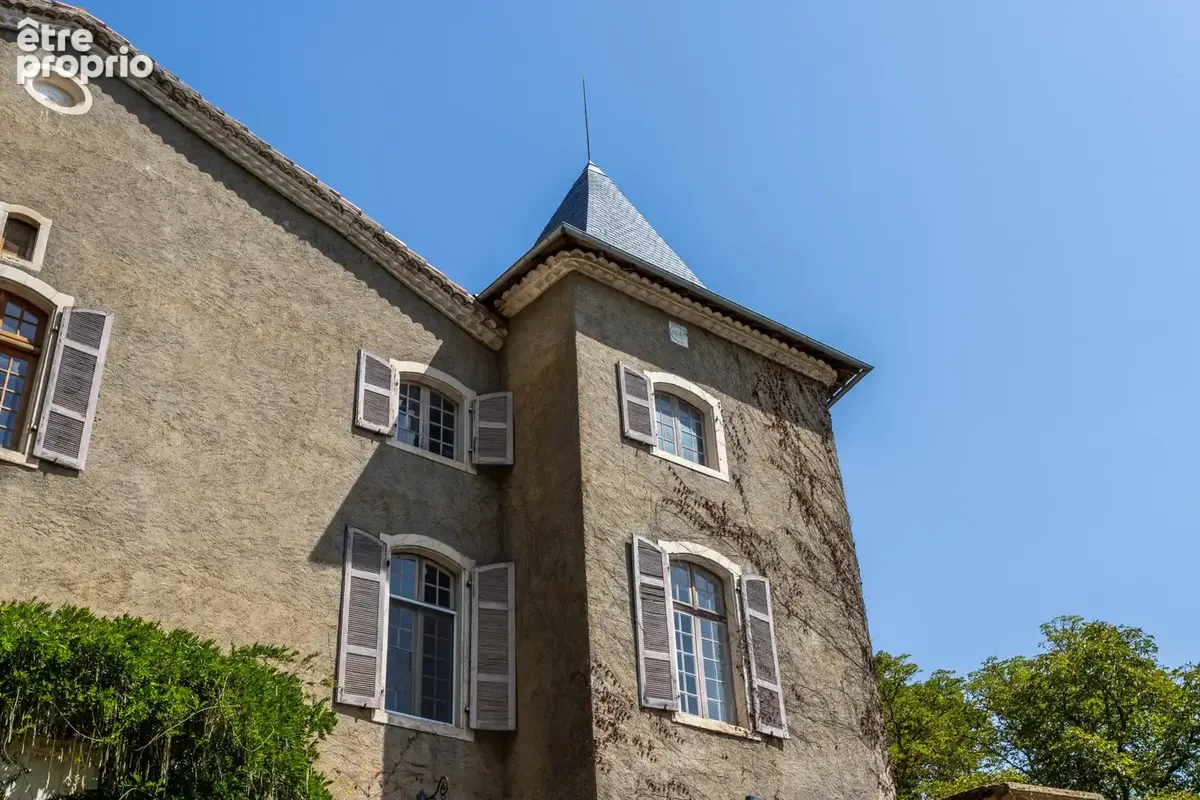 Château - Une situation magnifique et des intérieurs époustouflants - photo 26