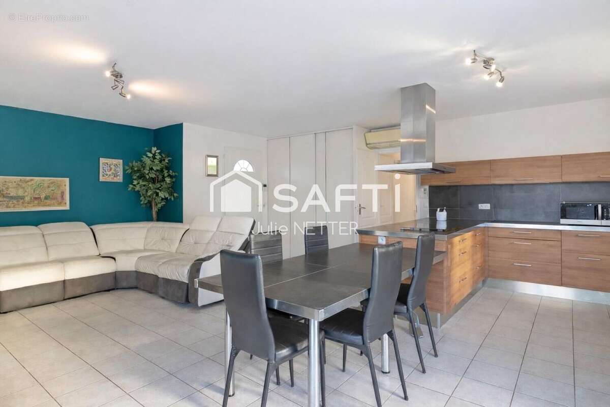 Photo 5 - Maison à ROQUEBRUNE-SUR-ARGENS