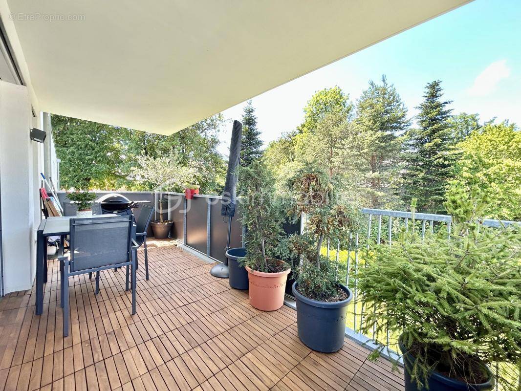 Appartement à COGNIN