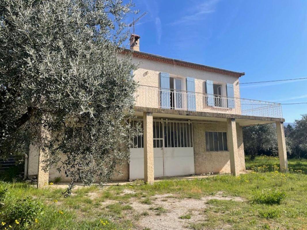 Maison à SAINT-SATURNIN-LES-APT