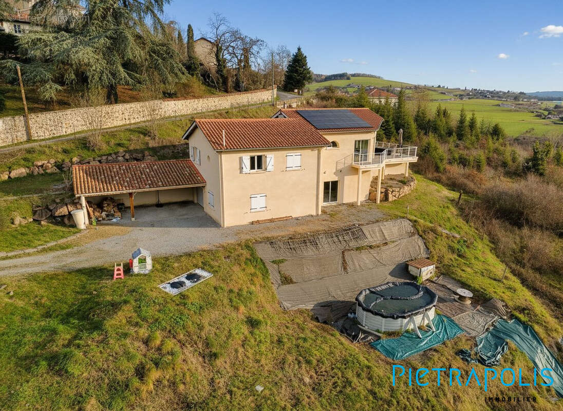 Maison à SAINT-FORGEUX