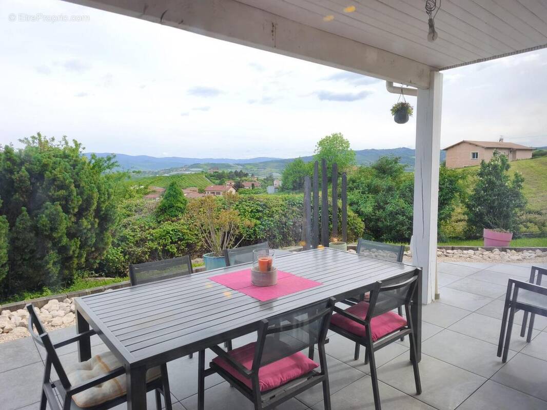 Photo 1 - Maison à SAINT-ROMAIN-EN-JAREZ