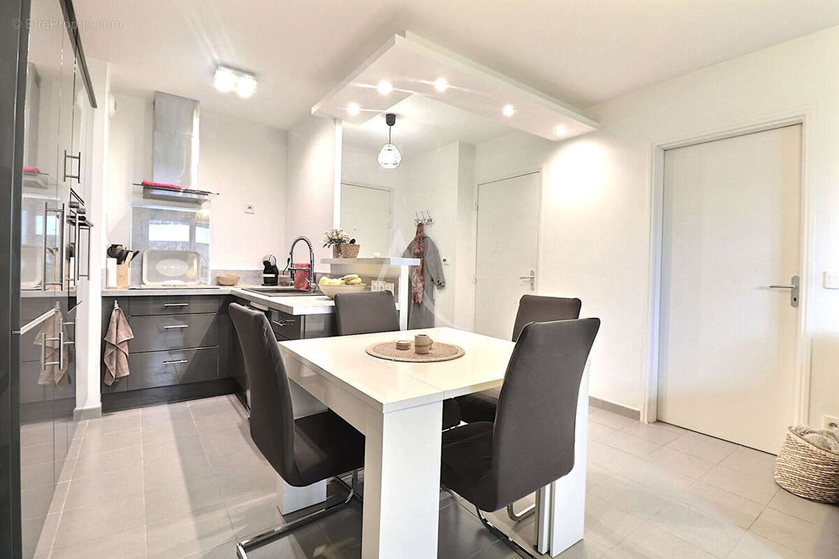 Appartement à MARSEILLE-11E