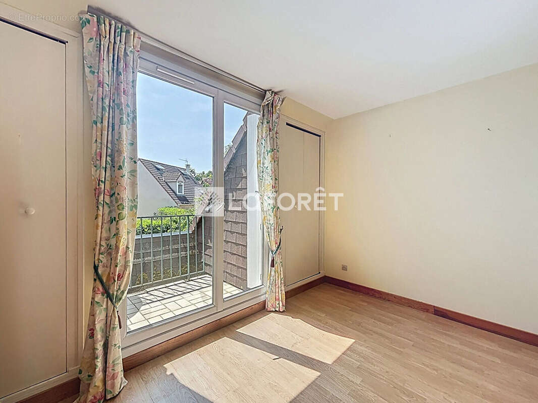 Maison à VERNEUIL-SUR-SEINE