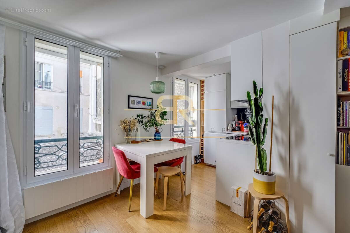 Appartement à PARIS-11E