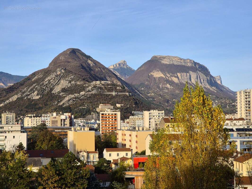 Vue chambre Nord - Appartement à GRENOBLE