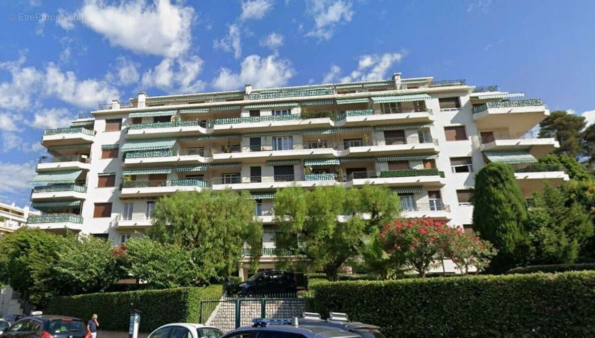 2 pièces en avant dernier étage avec terrasse - photo 11