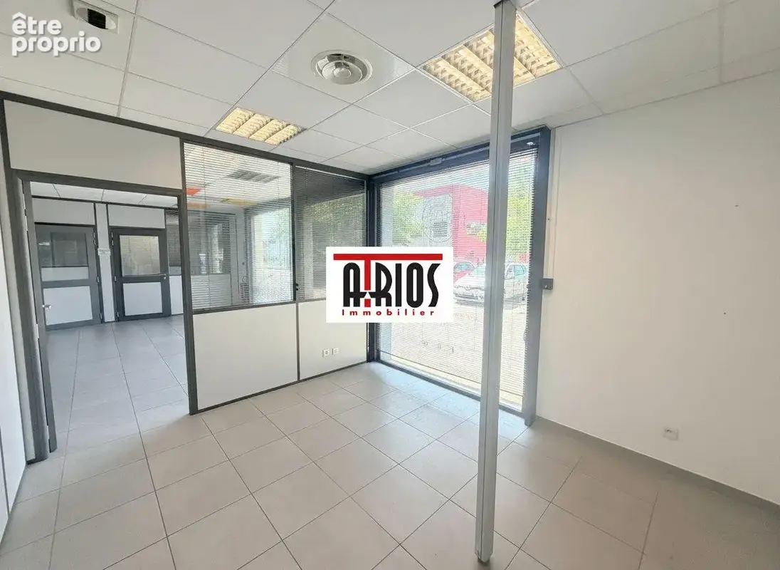 Commerce 116 m² à vendre à La Seyne-Sur-Mer (83500) - photo 5
