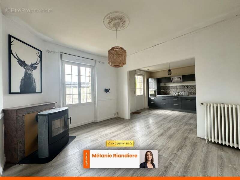 Maison à SABLE-SUR-SARTHE